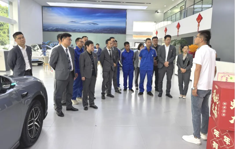 汽貿(mào)公司黨支部開展&ldquo;走出去、學(xué)進來，改作風(fēng)、促發(fā)展&rdquo;貫徹中央八項規(guī)定精神學(xué)習(xí)教育走深走實主題黨日活動