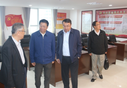 青海省副省長、省國資委黨委書記、主任王黎明，蒞臨省物產(chǎn)集團(tuán)調(diào)研指導(dǎo)工作